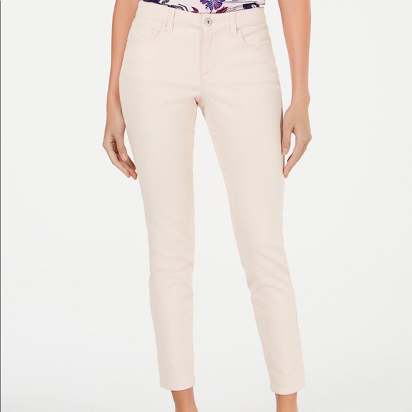 style and co curvy fit skinny jeans